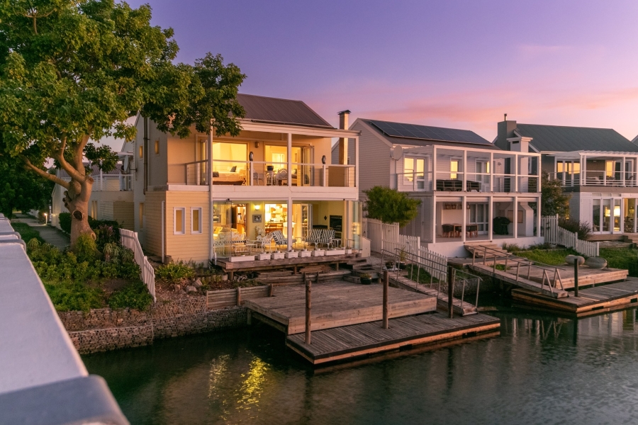 4 Bedroom Property for Sale in Thesen Islands Western Cape